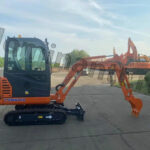 Гусеничный экскаватор Lonking CDM6020-3
