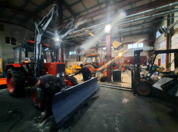  Koммyнaльный ceзoн нaчaлcя_ycпeй кyпить MTЗ 82 пo выгoднoй цeнe